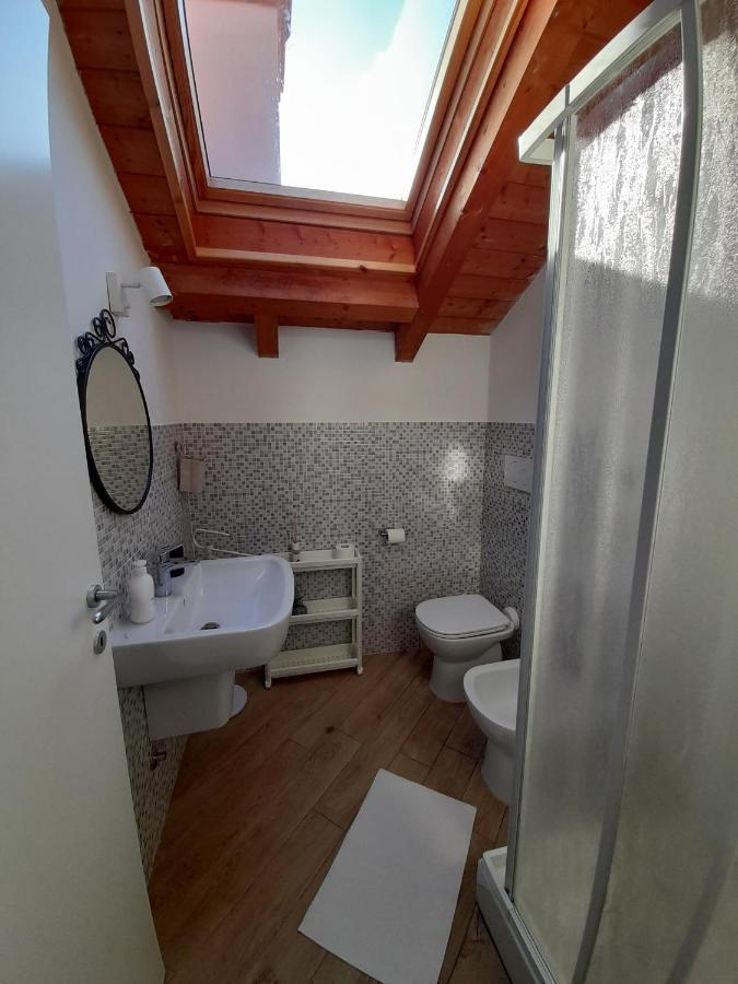A Casa Di Sole Apartment Arese Exterior photo