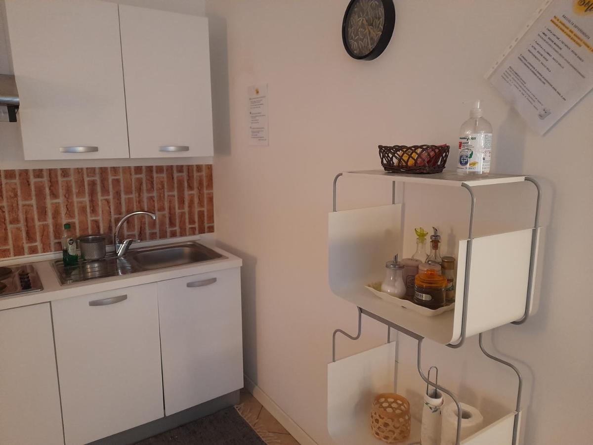 A Casa Di Sole Apartment Arese Exterior photo